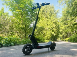 Электросамокат White Siberia - LUNA 2.0