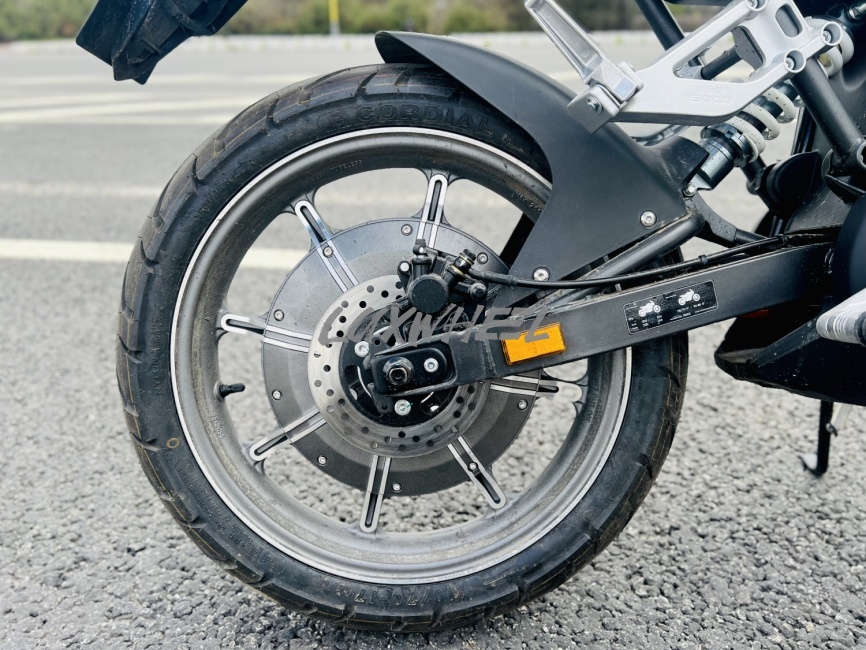 Электромотоцикл WHITE SIBERIA SUPER SOCO TSX фото 14